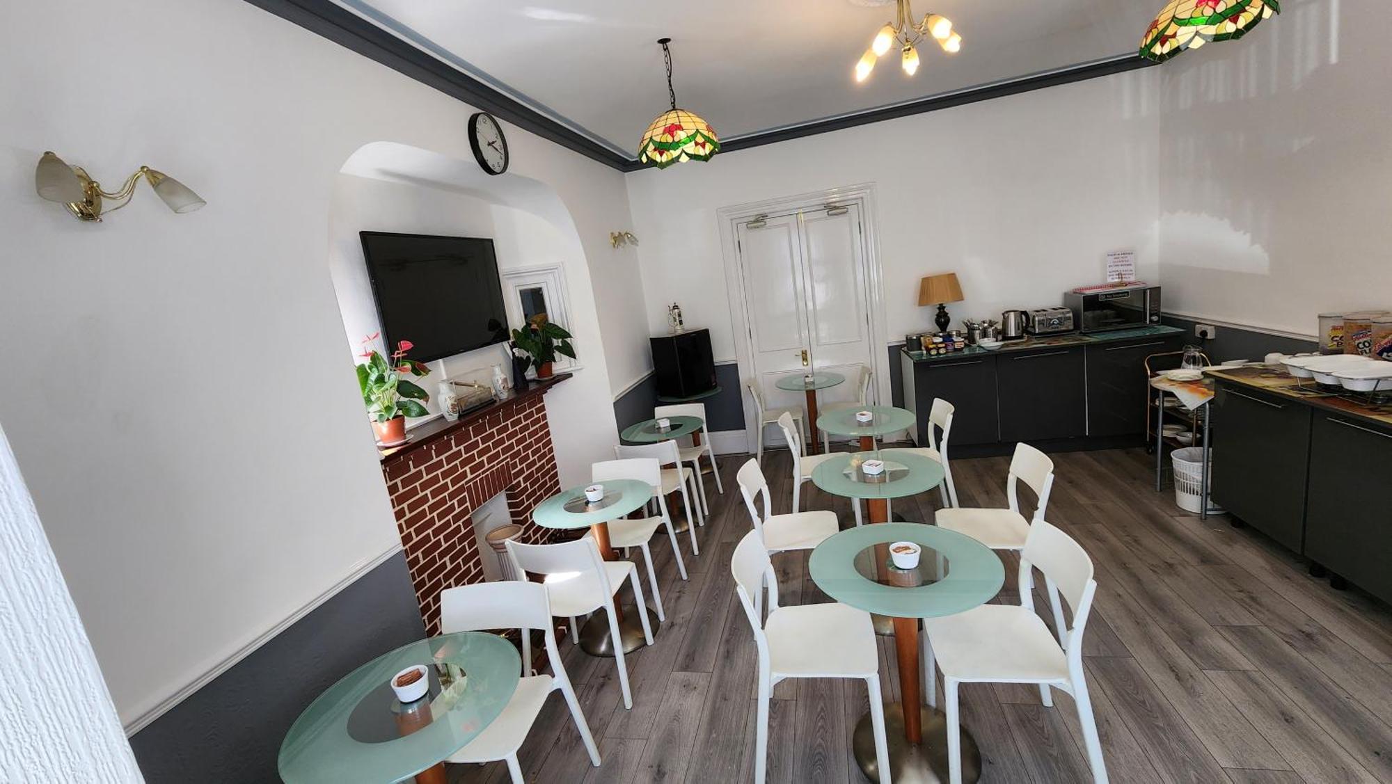 Bed & Breakfast Gatwick Castle